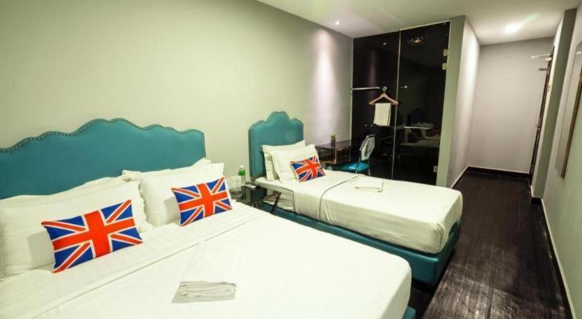 Artz Hotel Johor Bahru Exterior photo
