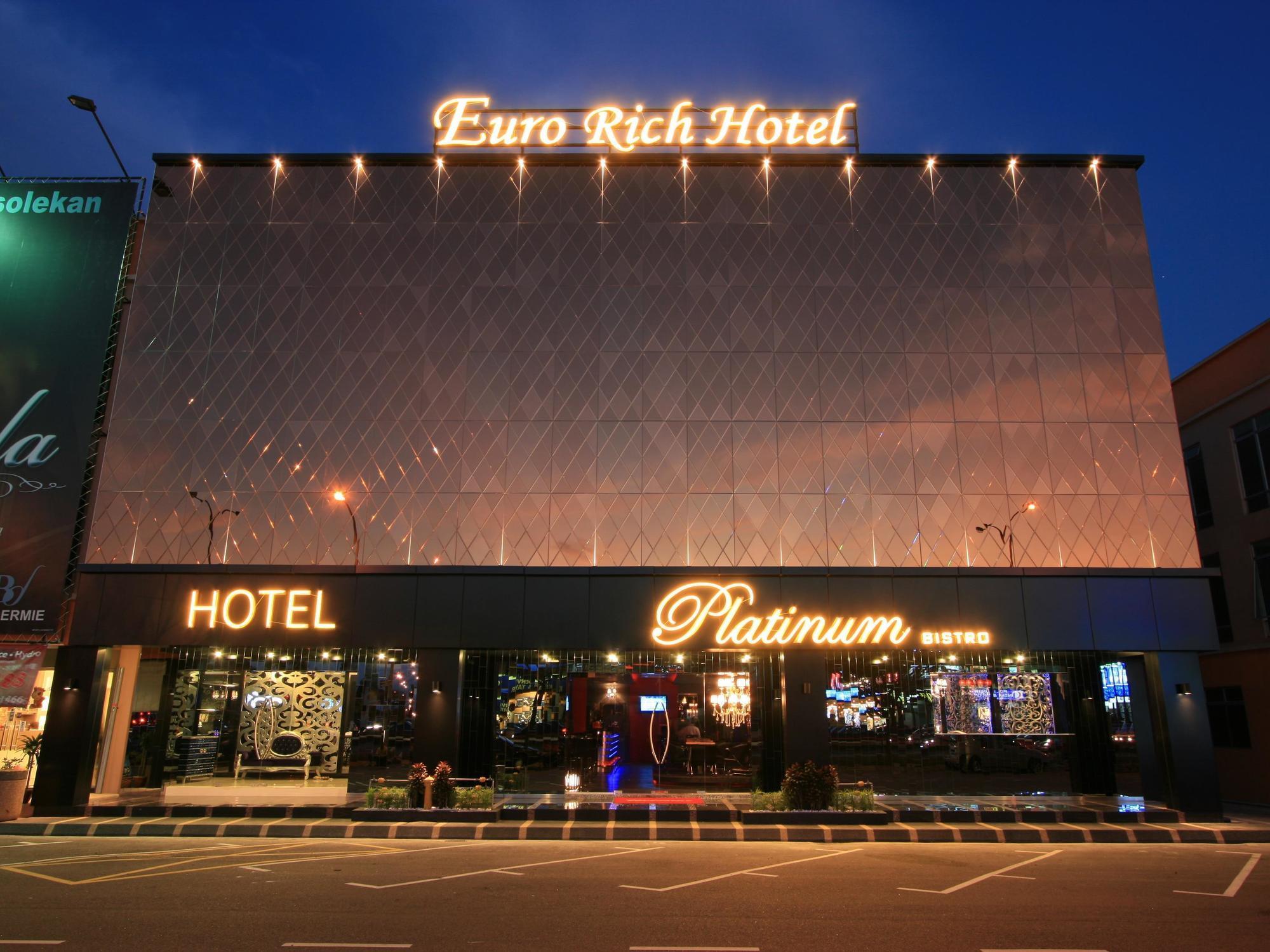 Artz Hotel Johor Bahru Exterior photo