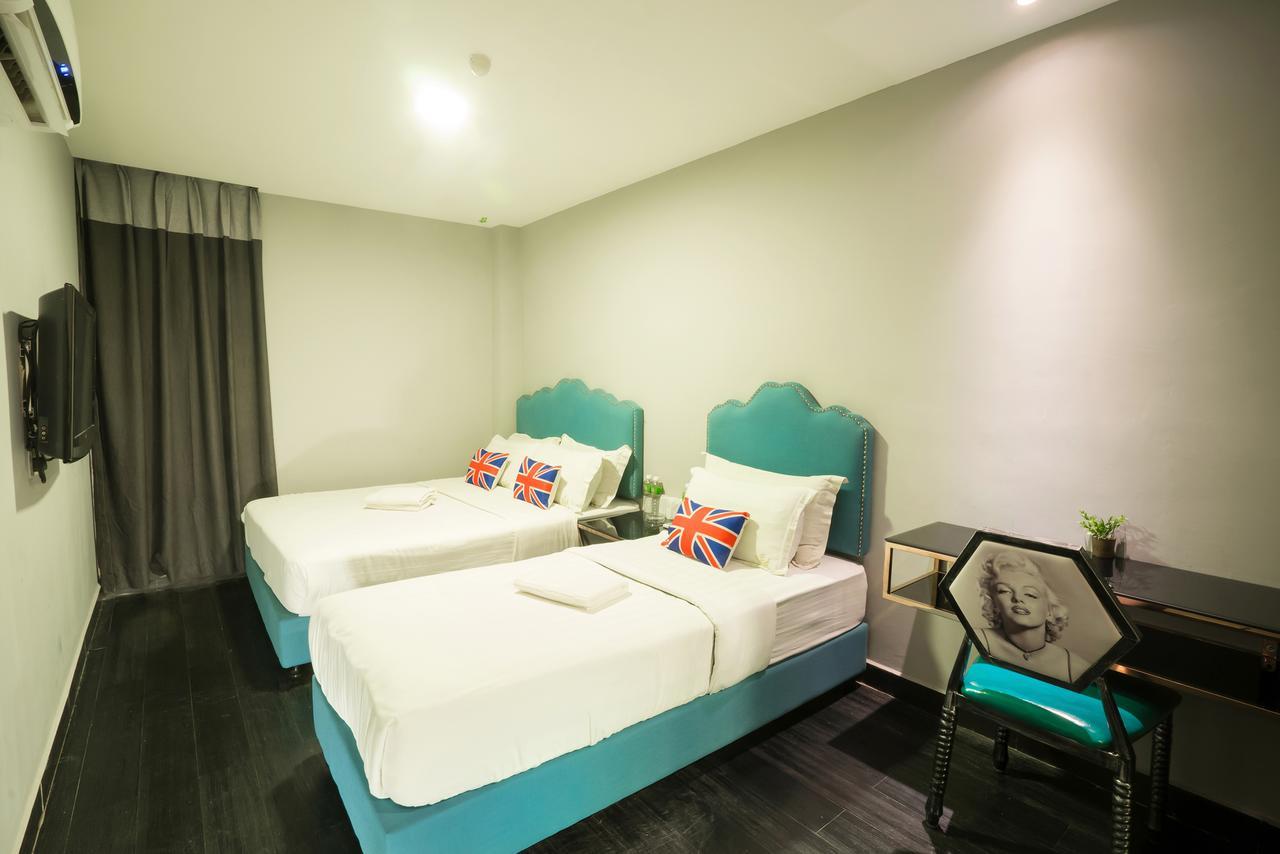 Artz Hotel Johor Bahru Exterior photo